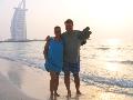 Judit s n a Burj Al Arab szlloda eltti tengerparton
